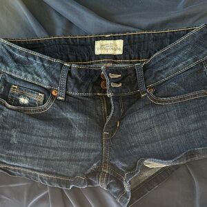 Aeropostale dark wash vintage double bottom low rise shorts size 4
